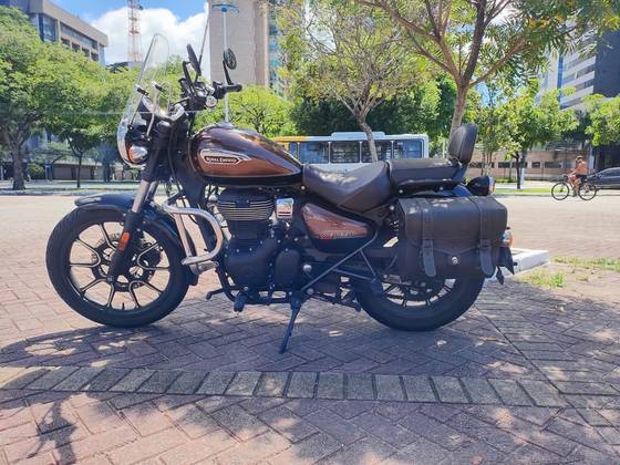 ROYAL ENFIELD METEOR 350 SUPERNOVA ROYAL ENFIELD METEOR 350 SUPERNOVA